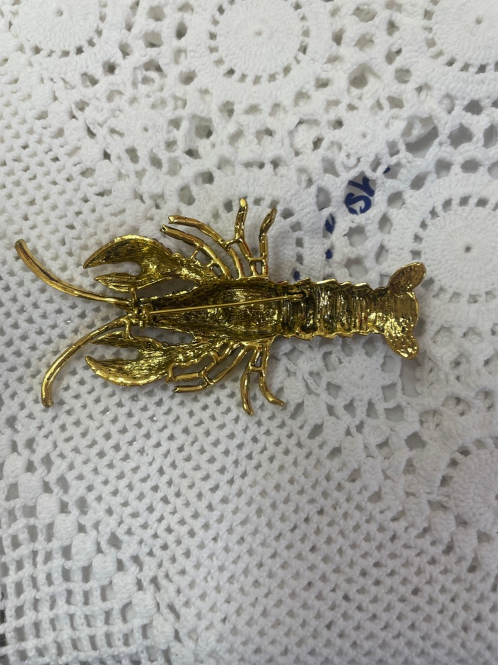 Gold-tone Red Crystal Lobster Brooch. Secure Clasp. Straight pin. 4” - Picture 4 of 7
